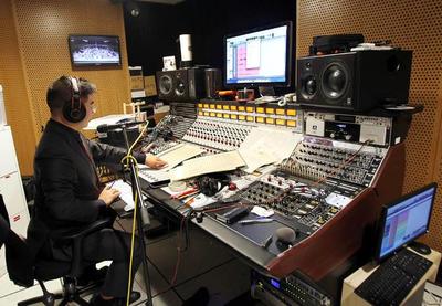 70部代表作，串起“中國(guó)交響樂(lè)七十年”的音響史詩(shī)